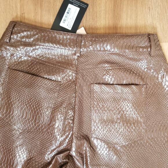 Pretty Little Thing Faux Leather Croc Split Hem Skinny Trousers Size 8 Choc - Picture 6 of 14